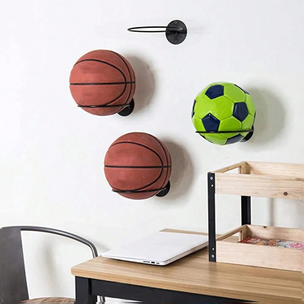 Home Gym Furniture - Компактная настенная стойка для баскетбольного мяча